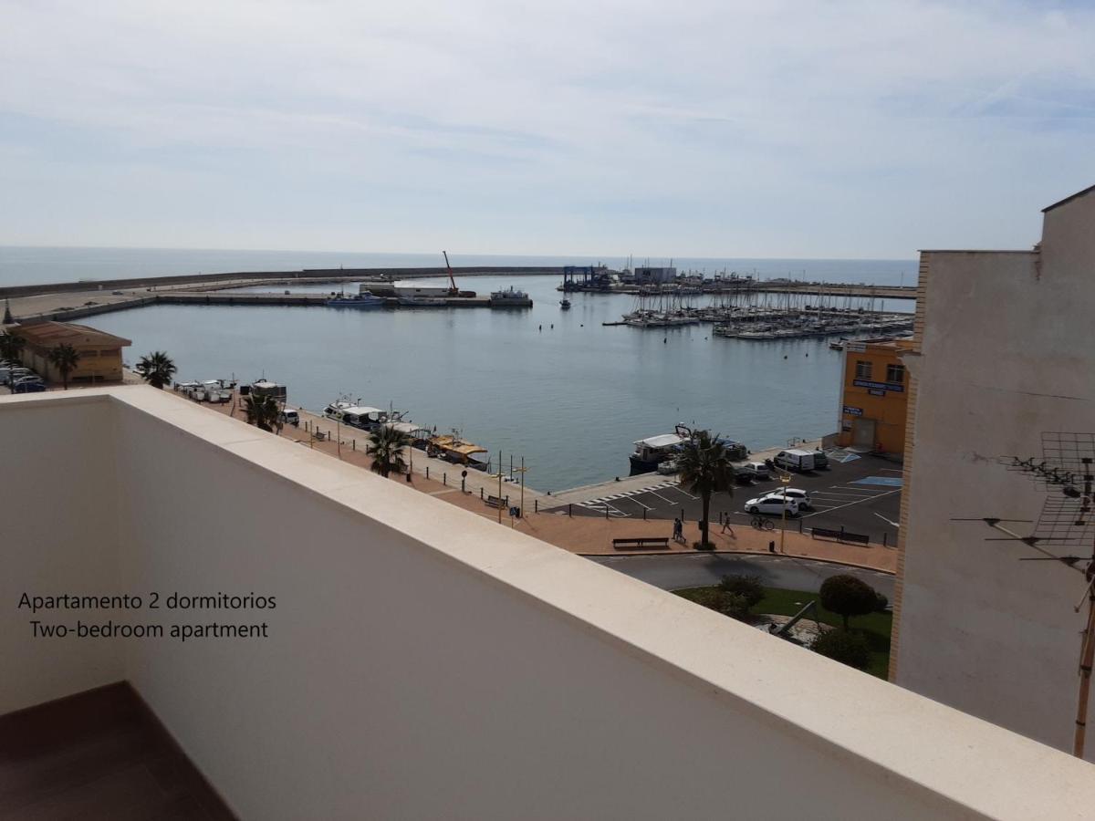 Preciosos apartamentos en Vinaros frente al mar Exterior foto